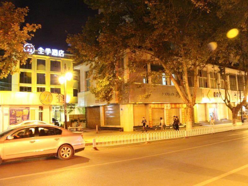 All Season Kunming Zhengyifang Pedestrian Street Hotel Екстериор снимка